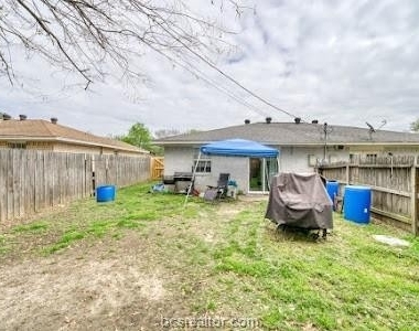 1132 Georgia Street - Photo Thumbnail 10