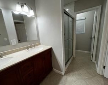 2540 Drew Valley Road Ne - Photo Thumbnail 3