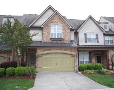 413 Travertine Dr - Photo Thumbnail 0