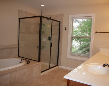 413 Travertine Dr - Photo Thumbnail 21