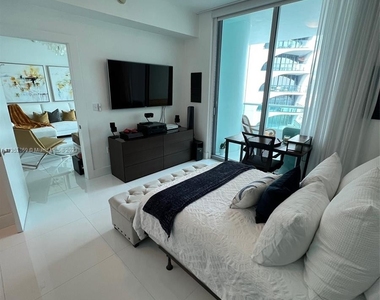 900 Biscayne Blvd - Photo Thumbnail 14