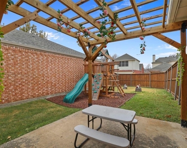 7907 Rosebriar Lane - Photo Thumbnail 1