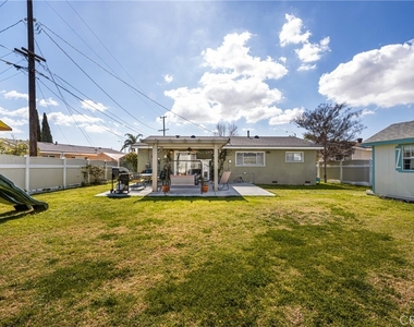 1439 W Lory Avenue - Photo Thumbnail 21