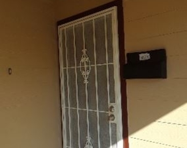 1603 Duncan Ave - Photo Thumbnail 3