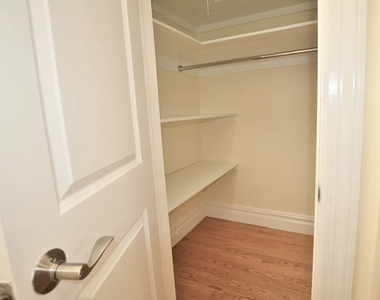 95 Christopher Street - Photo Thumbnail 5