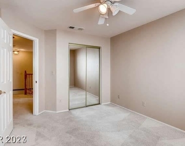 2021 Silverton Drive - Photo Thumbnail 23