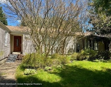 467 Cedar Avenue - Photo Thumbnail 0