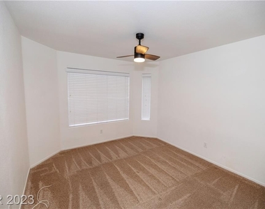 2123 Sunset Vista Avenue - Photo Thumbnail 11