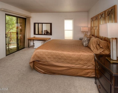 5051 N Sabino Canyon Road - Photo Thumbnail 8