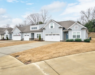 5120 Meadowbend Drive Ne - Photo Thumbnail 15