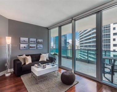 1331 E Brickell Bay Dr - Photo Thumbnail 11