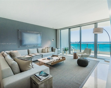 1331 E Brickell Bay Dr - Photo Thumbnail 1