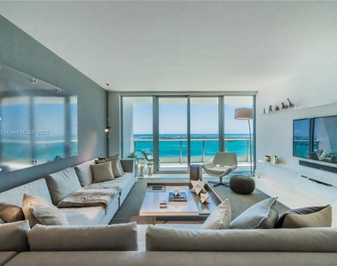 1331 E Brickell Bay Dr - Photo Thumbnail 2