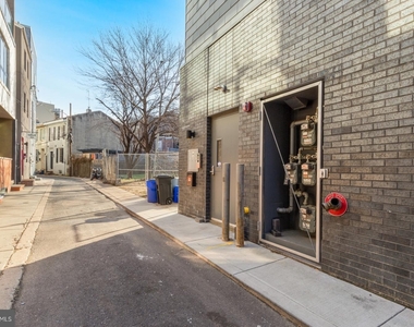 1317 Frankford Avenue - Photo Thumbnail 13