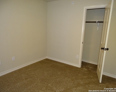 6402 Marcel Way - Photo Thumbnail 20