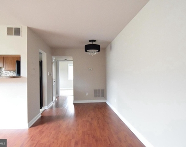 709 Brandywine Street Se - Photo Thumbnail 4