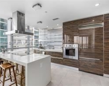 1100 Biscayne Blvd Unit 2701 - Photo Thumbnail 1