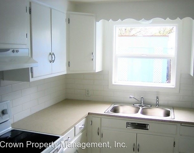1230 Ruge St Nw - Photo Thumbnail 3
