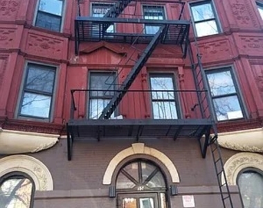 65 Brooklyn ave - Photo Thumbnail 6