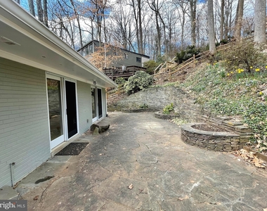 6362 Burton Circle - Photo Thumbnail 28