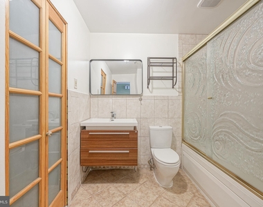 1238 Callowhill Street - Photo Thumbnail 14