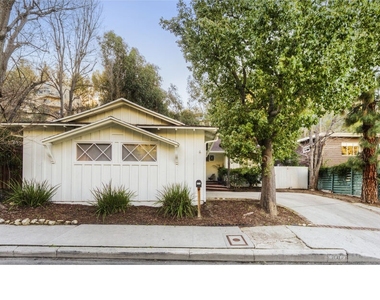 5131 Tendilla Ave - Photo Thumbnail 1