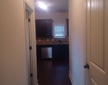 448 Oscar Court - Photo Thumbnail 18