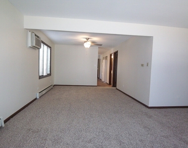 4381 Woodland Avenue - Photo Thumbnail 3