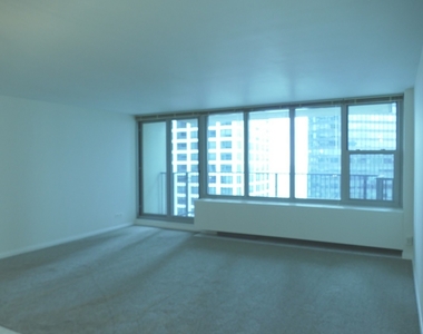 400 E Randolph Street - Photo Thumbnail 1