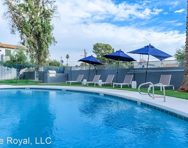 5902 W Royal Palm Rd - Photo Thumbnail 9