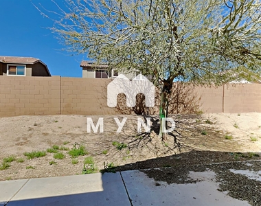 25550 W Whyman St - Photo Thumbnail 43