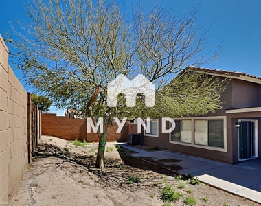 25550 W Whyman St - Photo Thumbnail 45