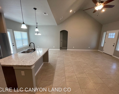 1289 Green Meadow Lane - Photo Thumbnail 22