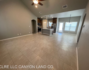 1289 Green Meadow Lane - Photo Thumbnail 13