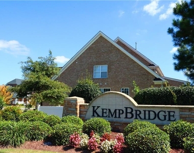 1417 Kemp Bridge Lane - Photo Thumbnail 33
