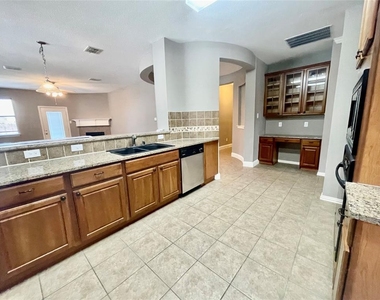 14508 Richmond Circle - Photo Thumbnail 7