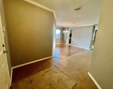 14508 Richmond Circle - Photo Thumbnail 1