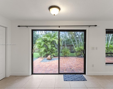 10670 Sw 87th Ave - Photo Thumbnail 20