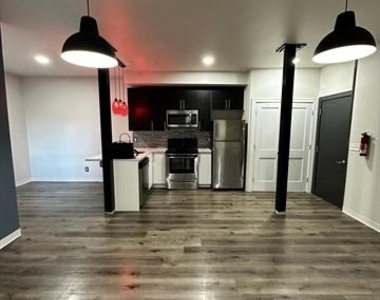 5918 Saint Antoine Street - Photo Thumbnail 17