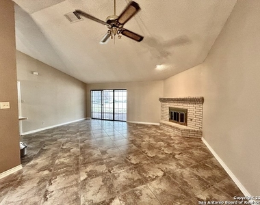 12235 Brownstone St - Photo Thumbnail 12