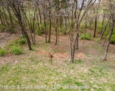 212 Sterling Oaks Pl - Photo Thumbnail 45