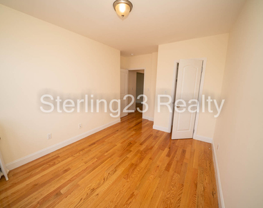 24-59 27th Street - Photo Thumbnail 12