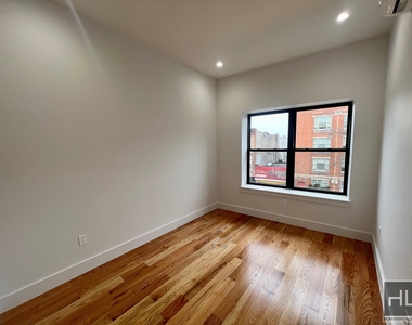 1250 Flatbush Avenue - Photo Thumbnail 4