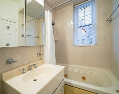 311 Tappan St - Photo Thumbnail 23