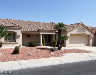 2600 Desert Glen Drive - Photo Thumbnail 0