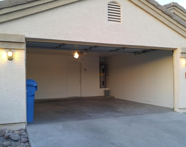 10634 W Papago Street - Photo Thumbnail 18