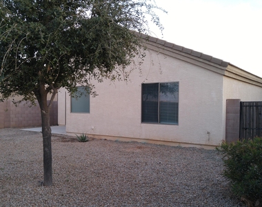 10634 W Papago Street - Photo Thumbnail 4