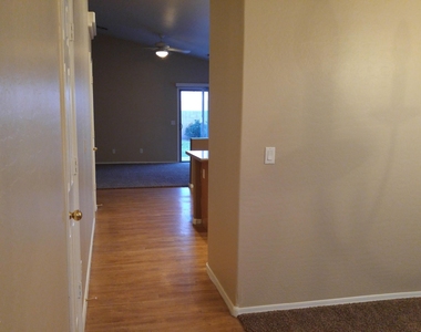 10634 W Papago Street - Photo Thumbnail 11