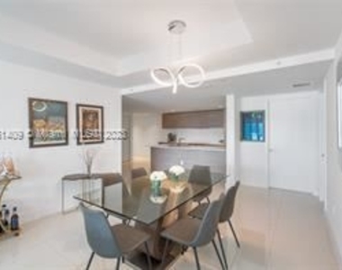 1300 S Miami Ave Unit 4809 - Photo Thumbnail 5