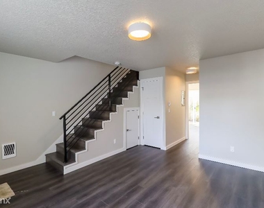 8019 Sw 35th Avenue 2 - Photo Thumbnail 8